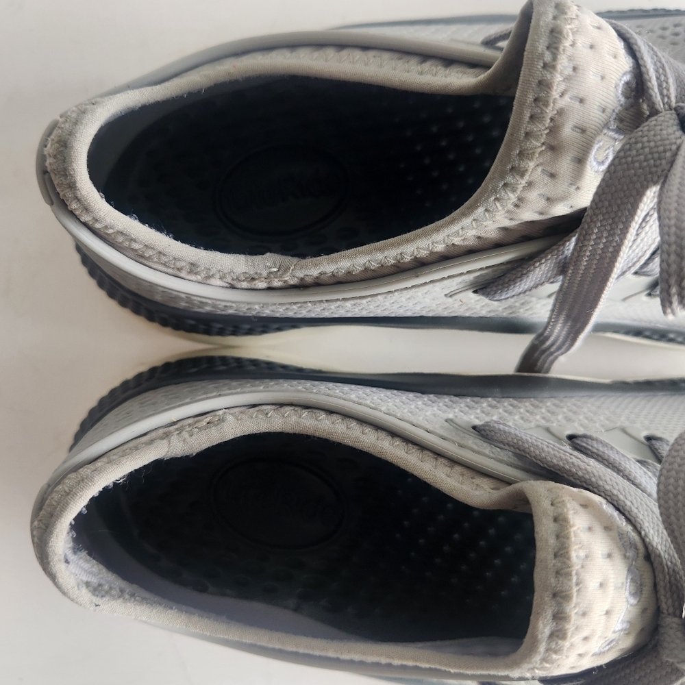Crocs LiteRide PACER 360 Women's Size 7 Grey Perforated Sneakers Shoes Trainers - Picture 11 of 16
